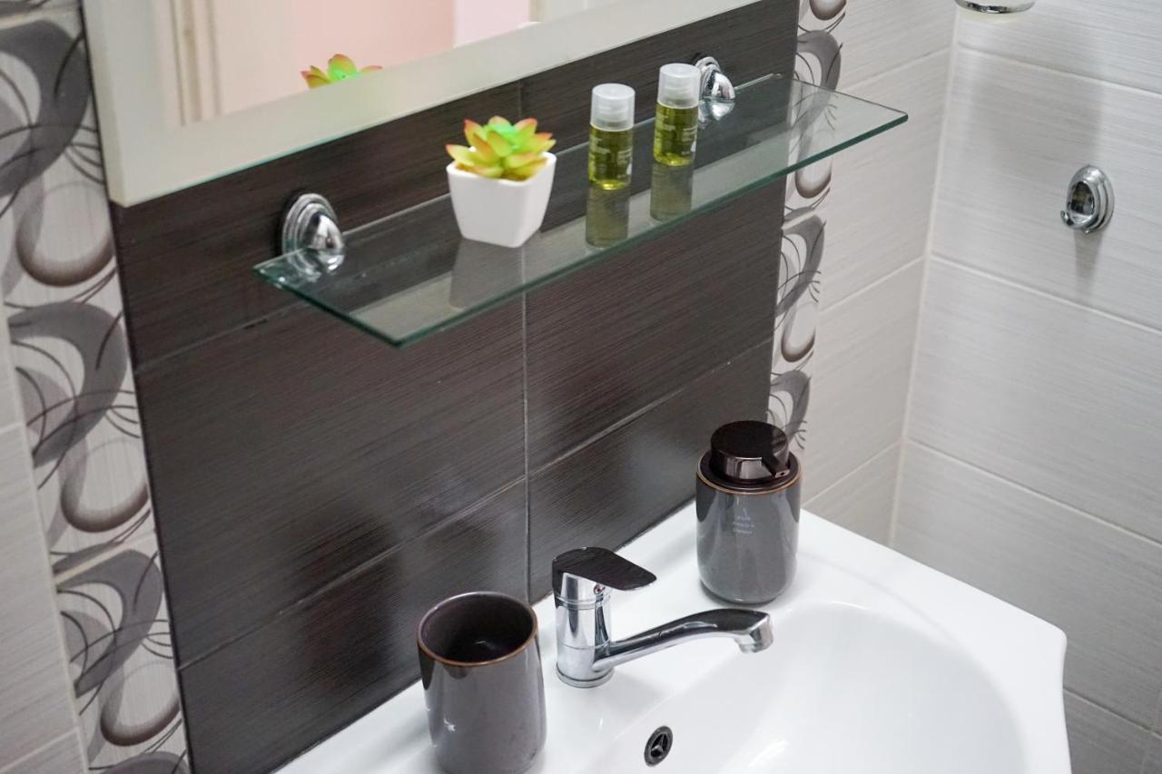Comfortable 2Br Urban Getaway In City Center 普罗夫迪夫 外观 照片