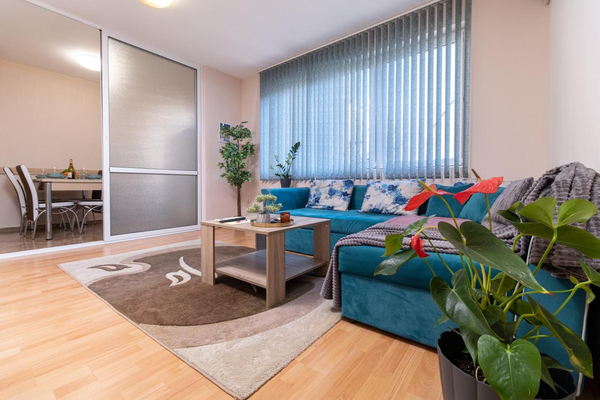 Comfortable 2Br Urban Getaway In City Center 普罗夫迪夫 外观 照片