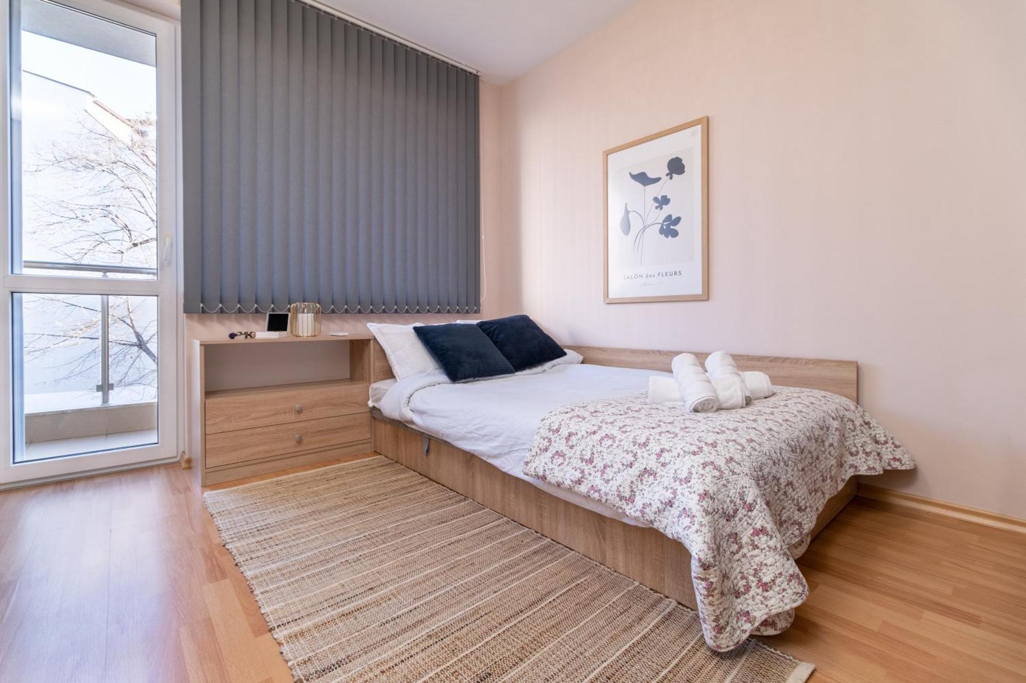 Comfortable 2Br Urban Getaway In City Center 普罗夫迪夫 外观 照片