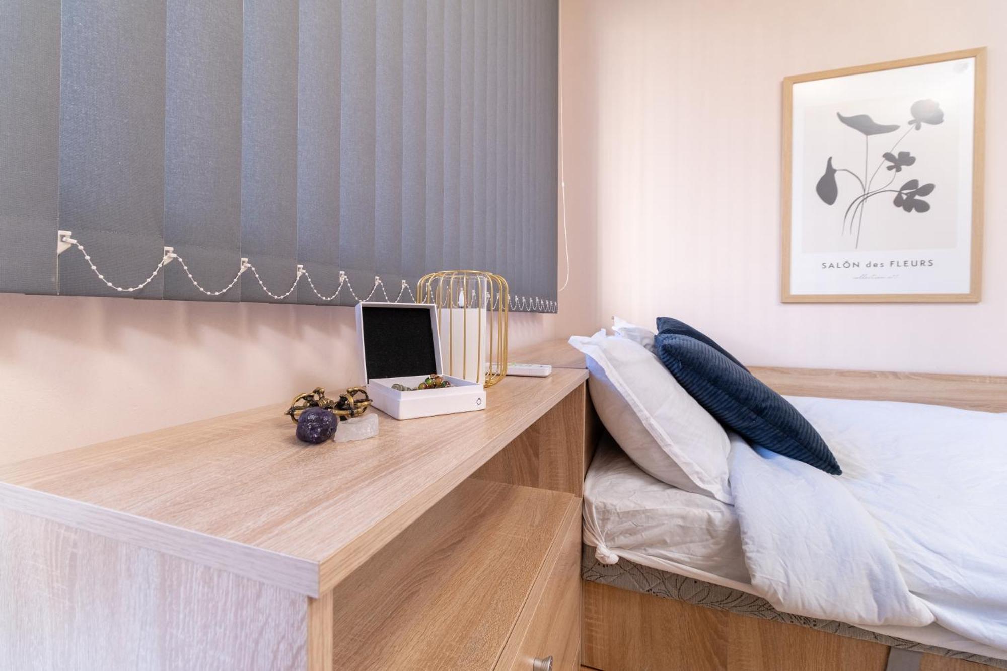 Comfortable 2Br Urban Getaway In City Center 普罗夫迪夫 外观 照片