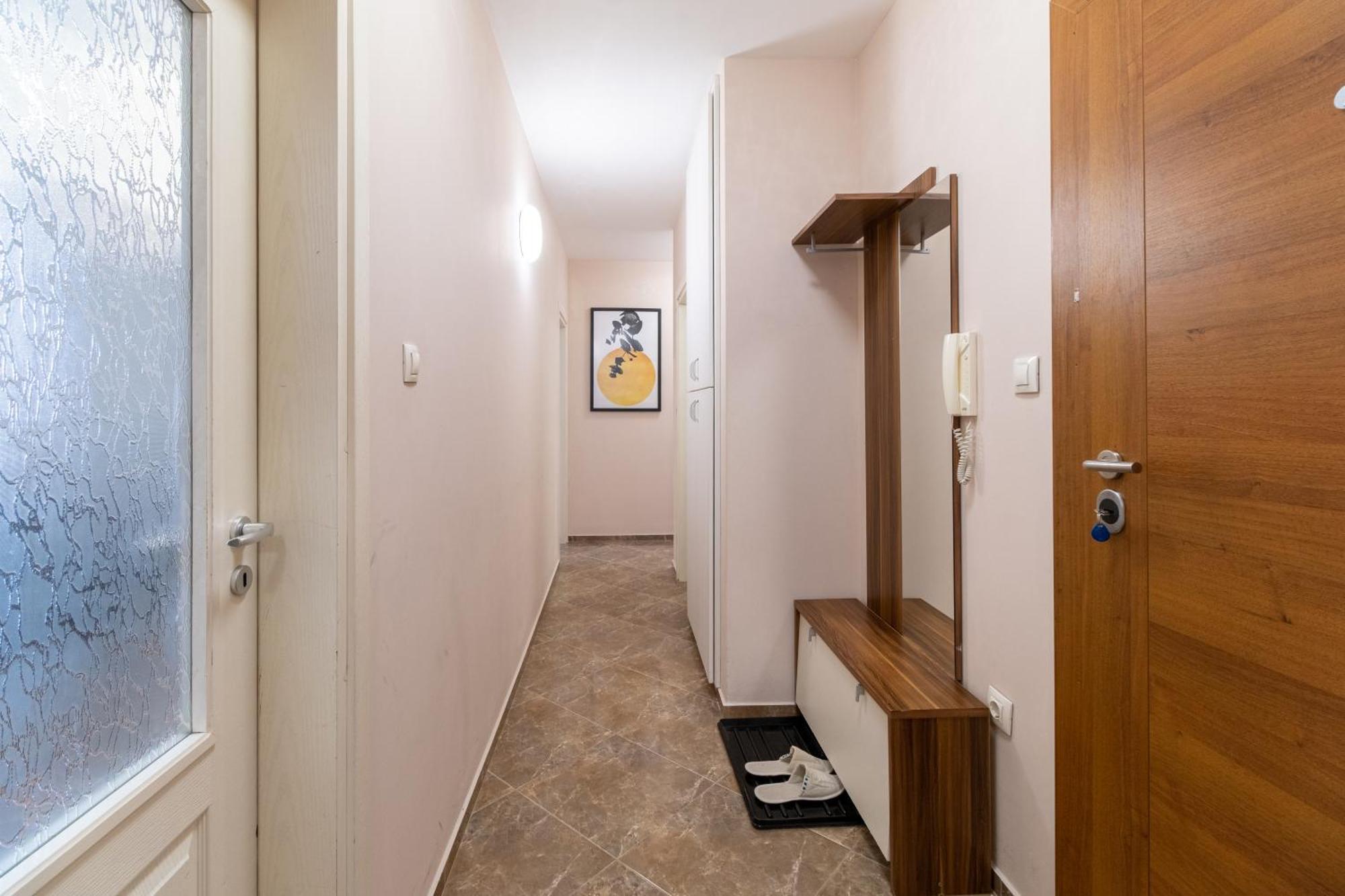 Comfortable 2Br Urban Getaway In City Center 普罗夫迪夫 外观 照片