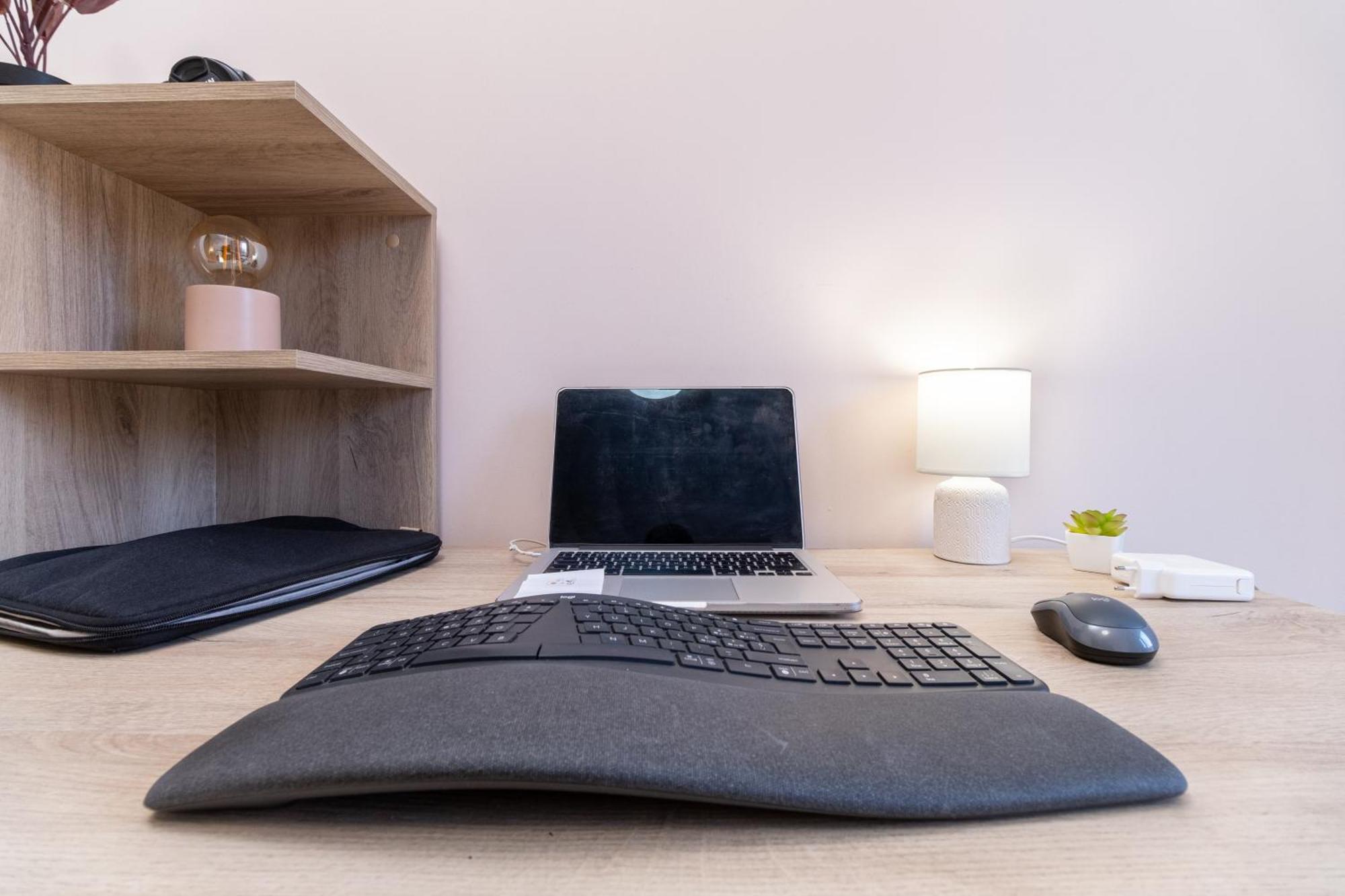 Comfortable 2Br Urban Getaway In City Center 普罗夫迪夫 外观 照片